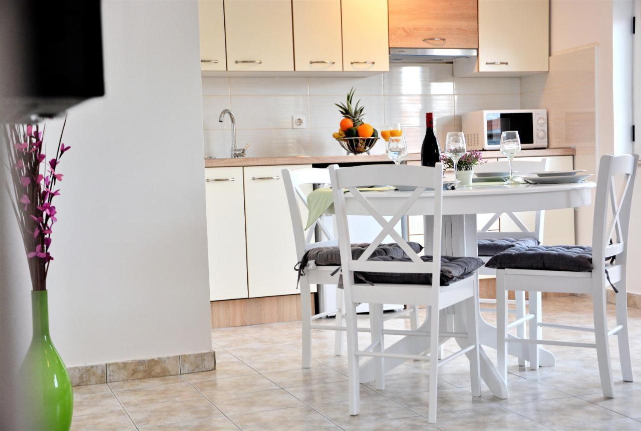 Villa Allegro Sukosan Ngoại thất bức ảnh