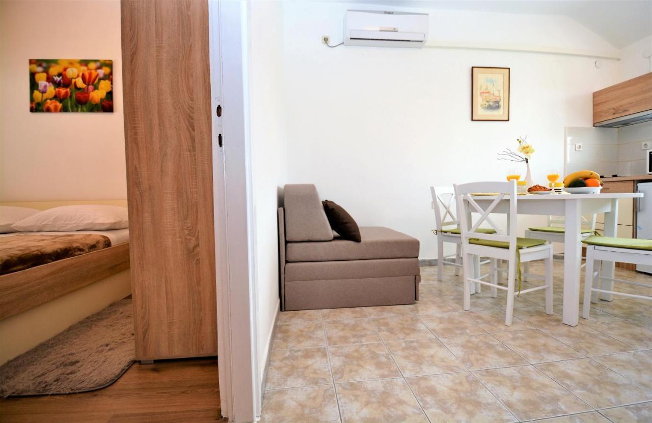 Villa Allegro Sukosan Ngoại thất bức ảnh